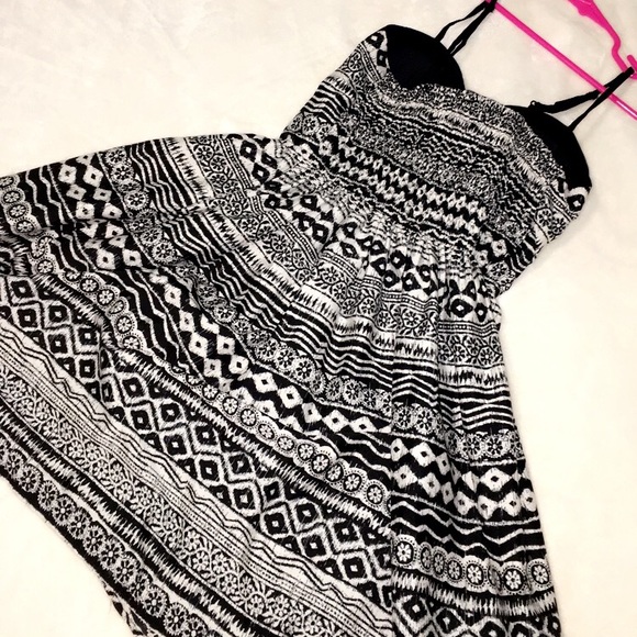 American Rag Cie black & white dress - Picture 2 of 5